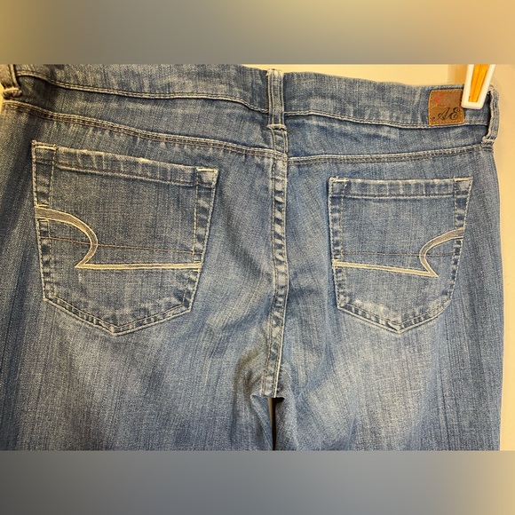 - American Eagle Outfitters “real flare” Medium Wash Blue Size 8 Long - Picture 5 of 10